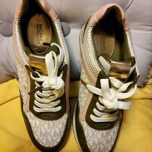 Michael Kors Sneakers
